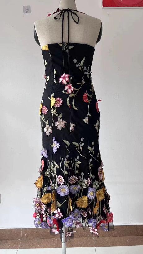 HALTER EMBROIDER FLORAL MIDI DRESS IN BLACK