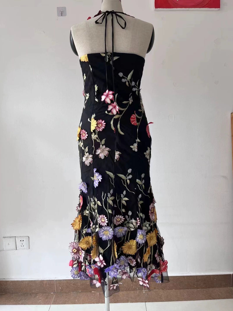 Halter Embroider Floral midi Dress in black