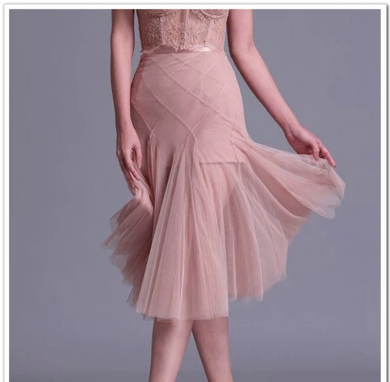 FLORAL DENTELLE OFF-SHOULDER BUSTIER CORSET NET SKIRT SET IN PINK