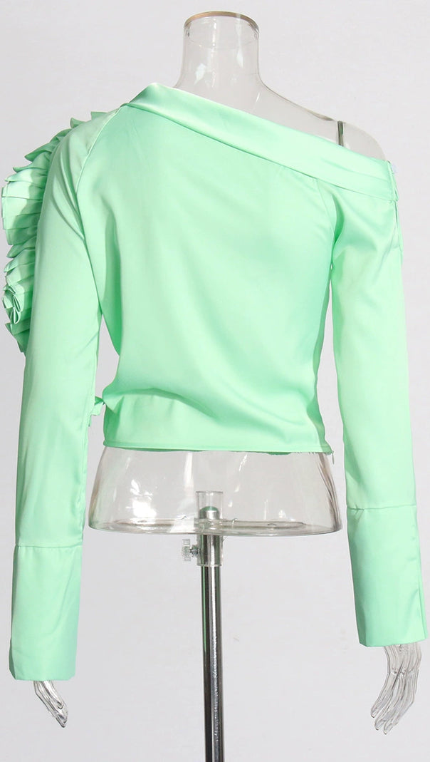 AIIZIE BELLE GREEN RUFFLE ROSETTE ONE-SHOULDER CROP TOP - product image