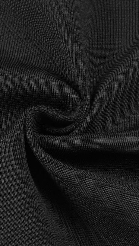 Gestricktes Bandage-Maxikleid mit Schlitz hinten in Schwarz