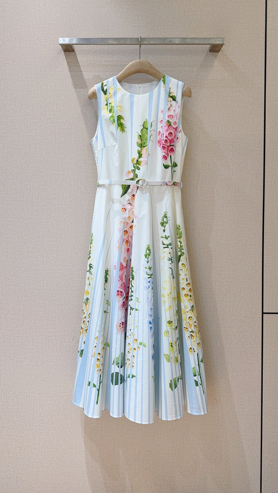 multicolor floral print sleeveless vacation midi dress