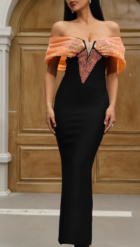 Oranges, schulterfreies Maxikleid mit Perlen