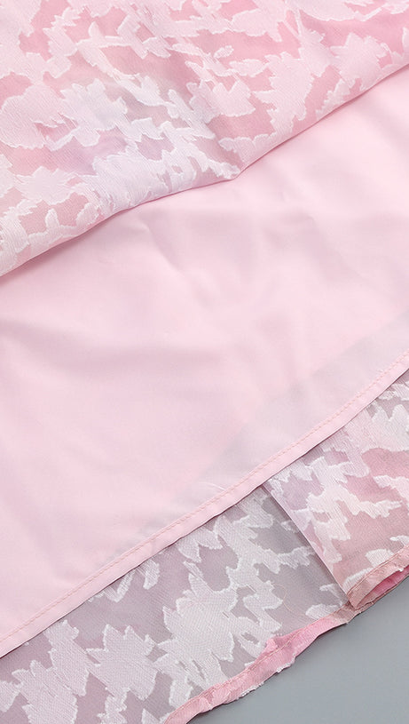 Gerüschtes, farbiges Camisole-Midikleid in Pink