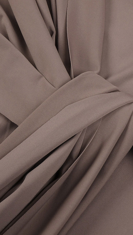 ROUND NECK RIBBED KNIT MAXI DRESS IN COFFEE