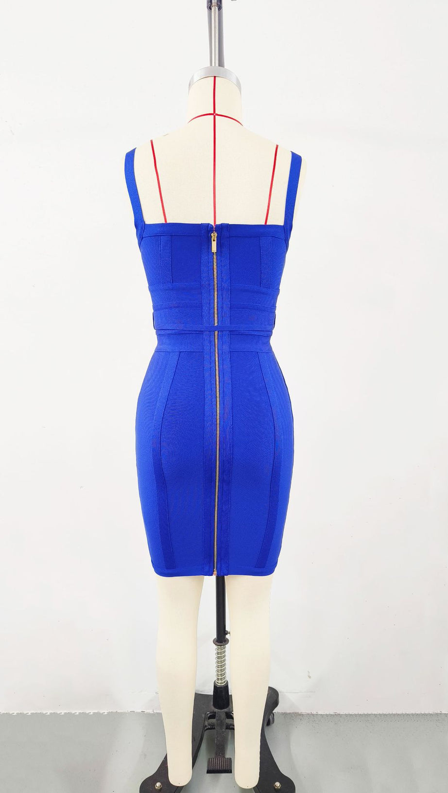 Azure Elegance Etui-Minikleid