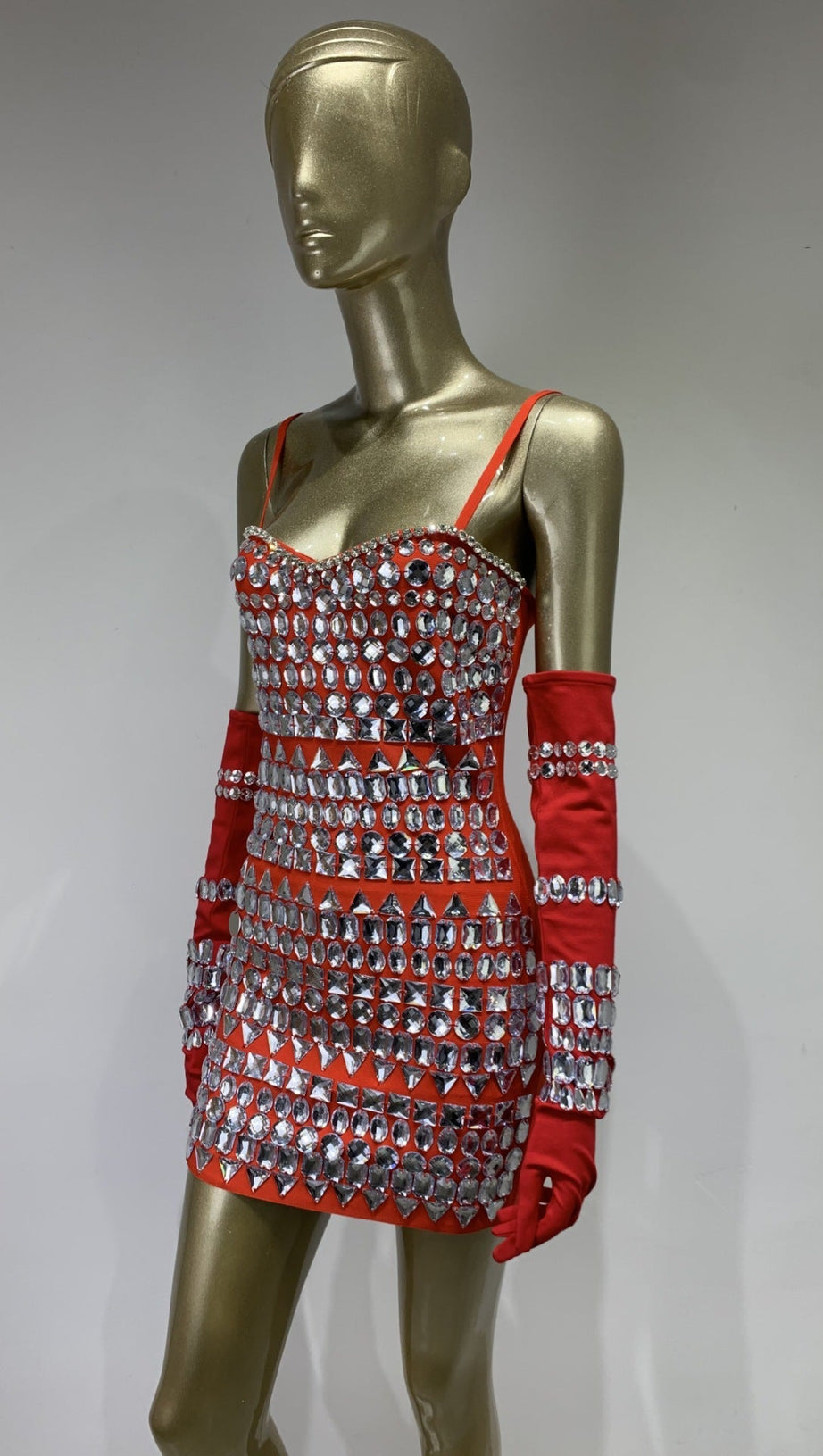 CRYSTAL EMBELLISHED BANDAGE DRESS WITH GLOVES IN RED