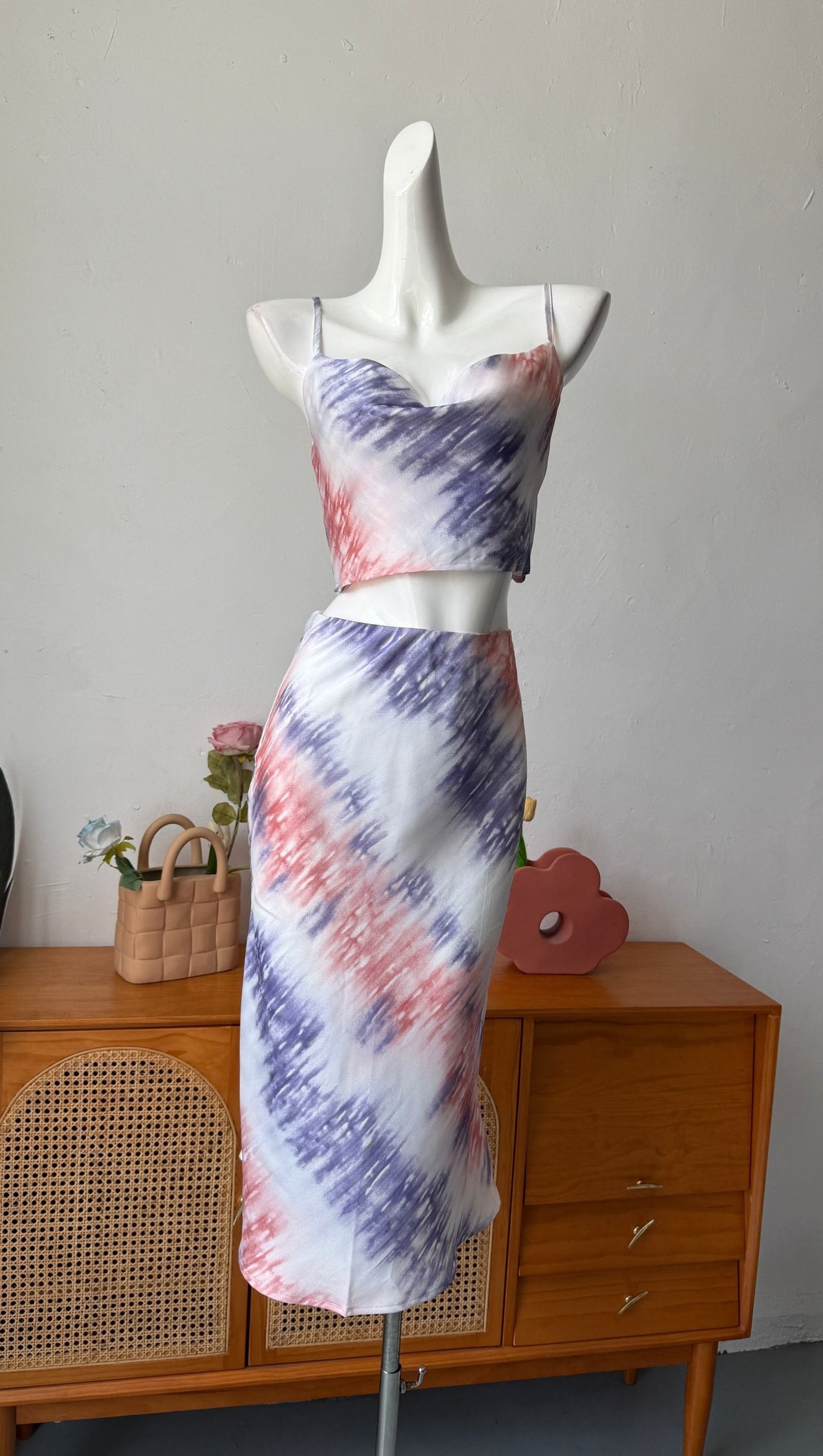 PINK PURPLE TIE-DYE CROPPED CAMISOLE & SLIP SKIRT