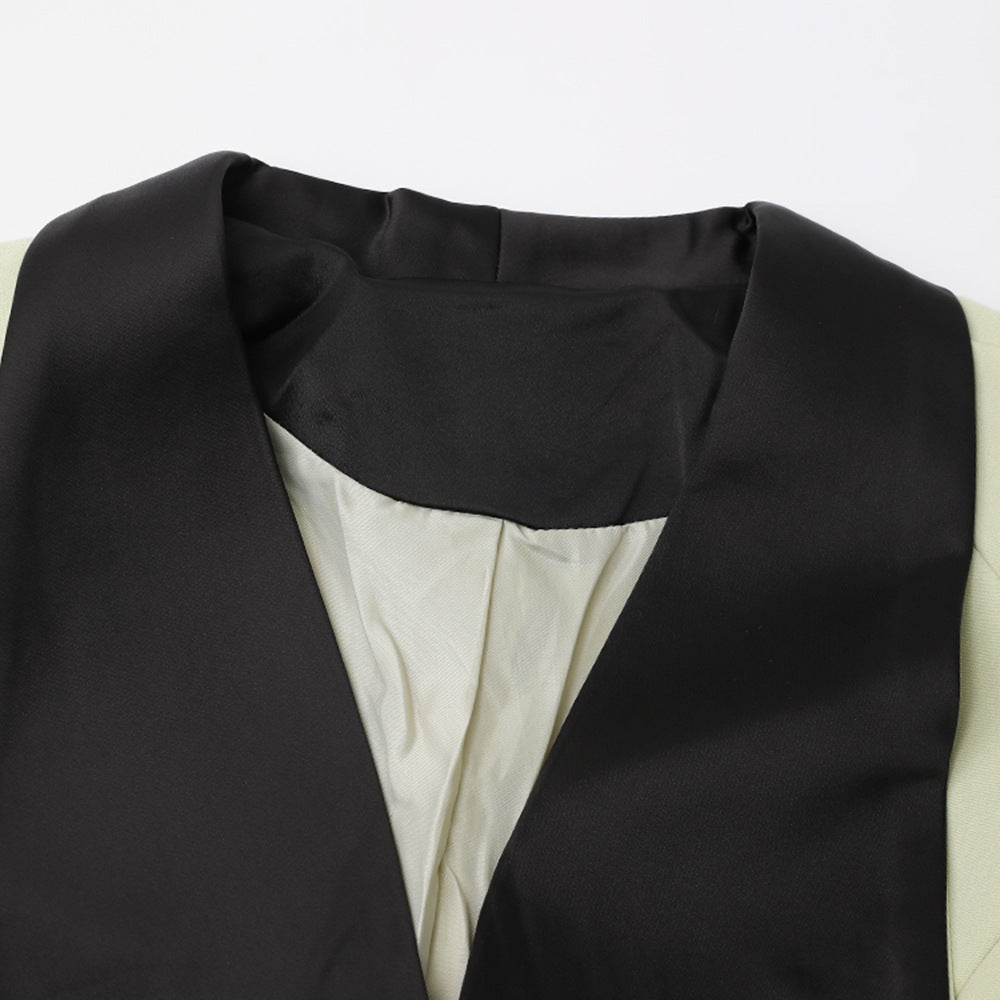 AIIZIE SOPHIA V-NECK DOUBLE-BREASTED JACKET SKIRT IN GREEN - product image