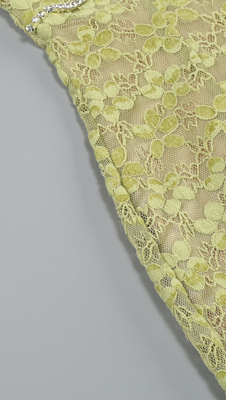 Grüne Midikleider mit Spitze und Kristallen