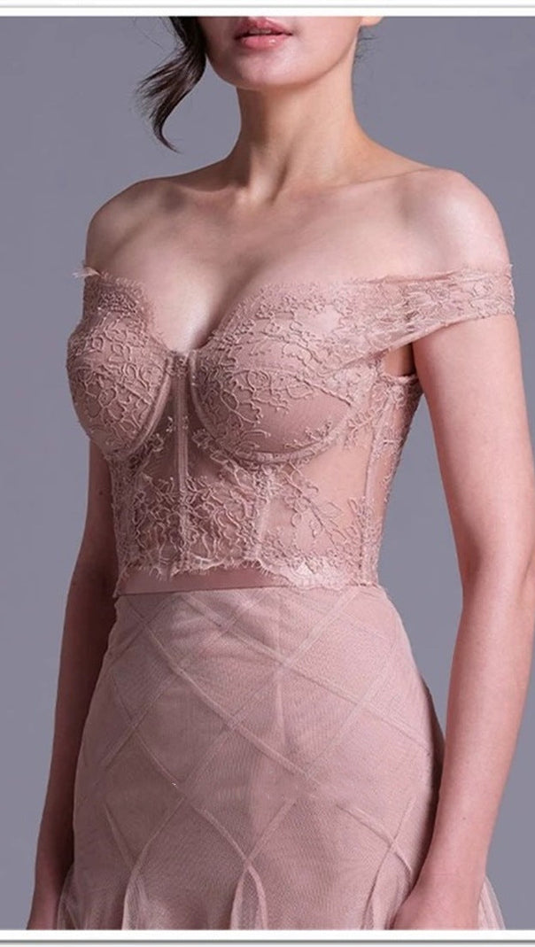 AIIZIE FLORAL DENTELLE OFF-SHOULDER BUSTIER CORSET NET SKIRT SET IN PINK - product image