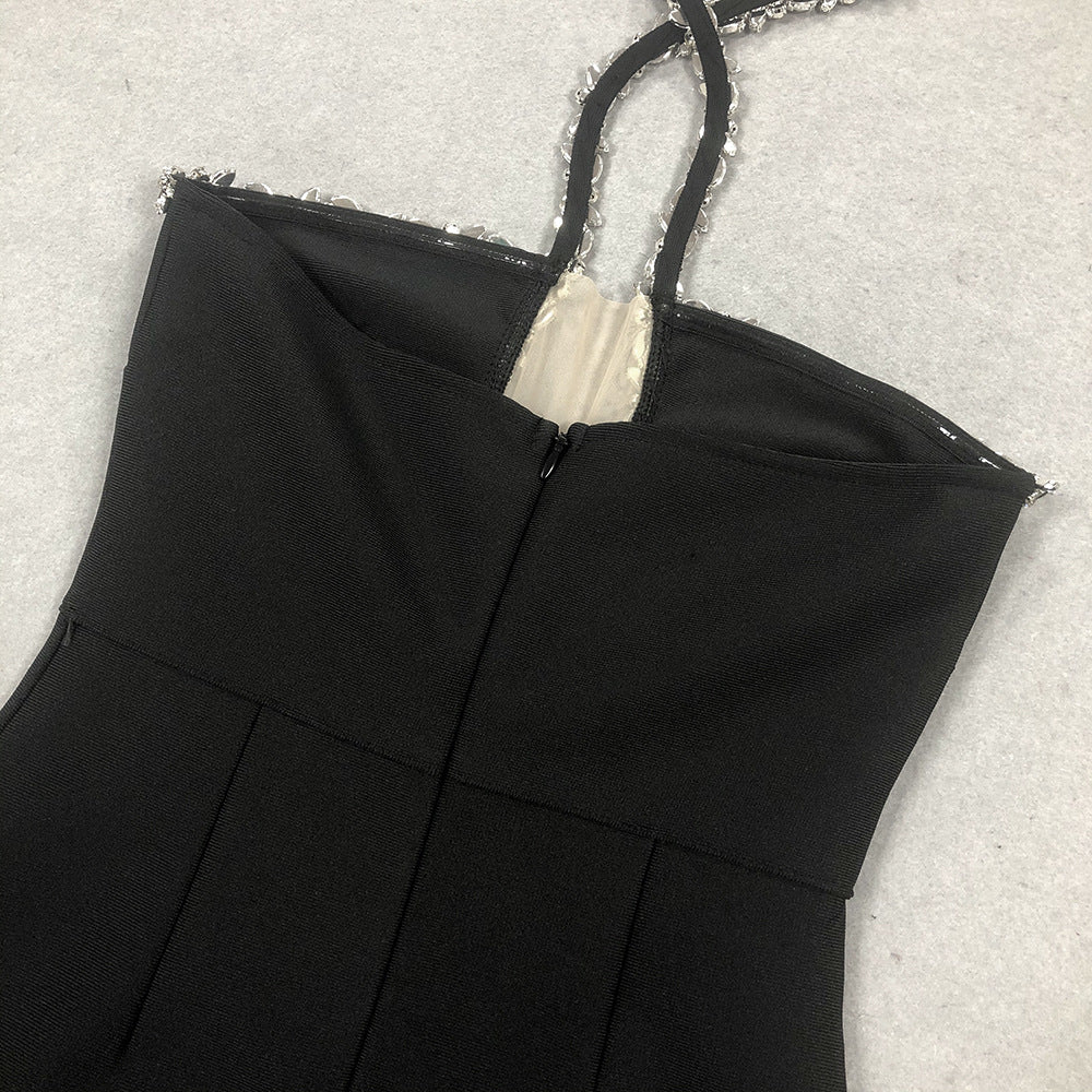 Diamantverziertes Neckholder-Bandage-Maxikleid in Schwarz