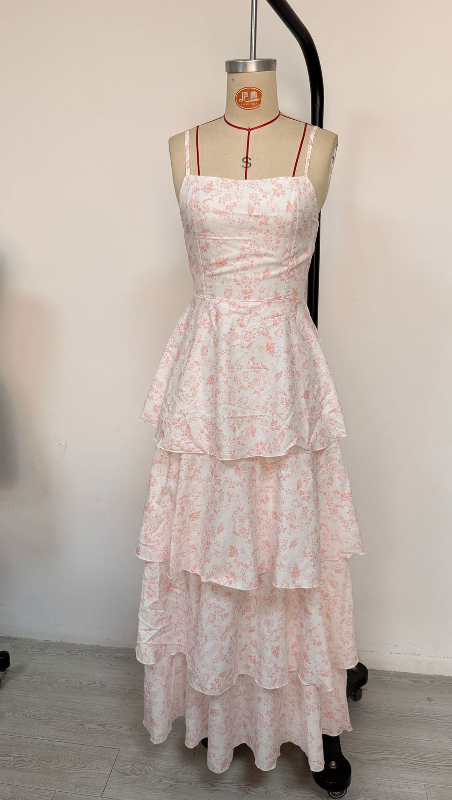 eileen floral print layer strappy maxi dress - pink