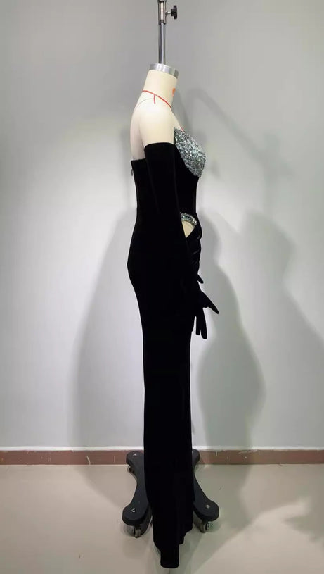 CRYSTAL-EMBELLISHED STRAPLESS MAXI DRESS WITH GLOVES