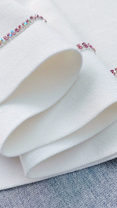 ELSA CROPPED CARDIGAN IN ECRU