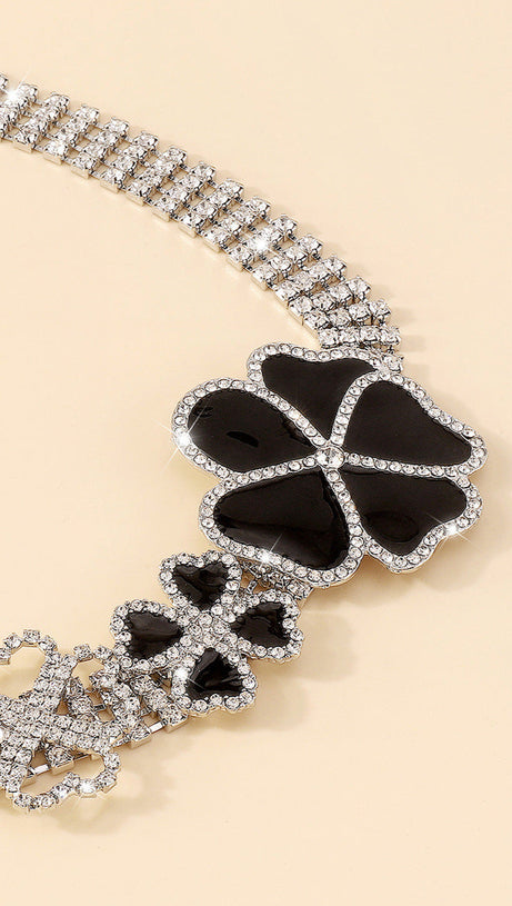 GEOMETRIC FLOWER CHOKER