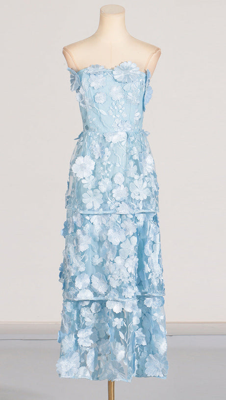 SELENE 3D FLOWER TIERED MAXI DRESS IN BLUE