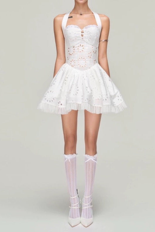 Neckholder-Minikleid mit Stickerei in Weiß