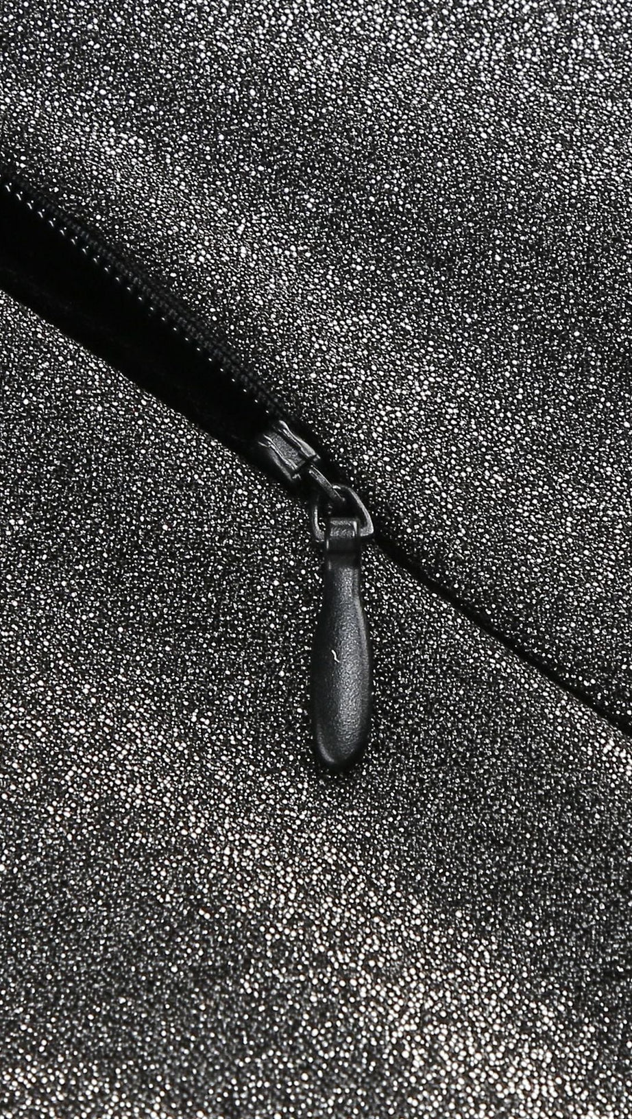 Mirabelle – Neckholder-Jumpsuit in Schwarz-Silber