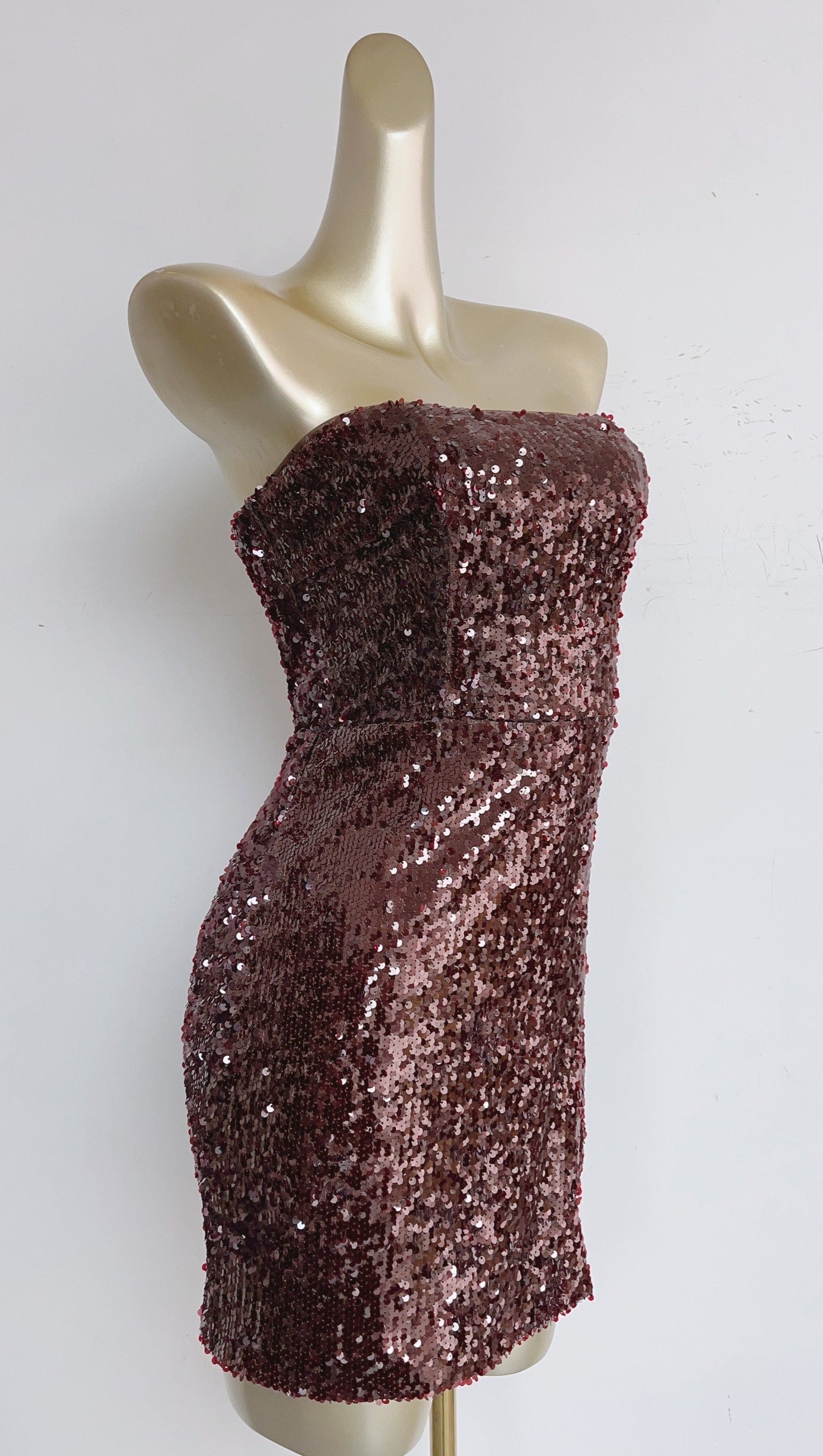 MINI ABITO SENZA SPALLINE CON PAILLETTES IN BORDEAUX