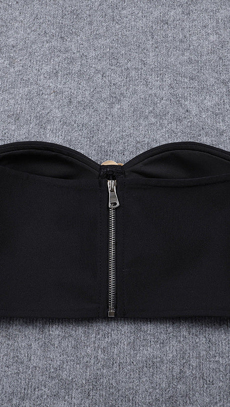 SET MIT 3D-BLUMENVERZIERUNG IN SCHWARZ