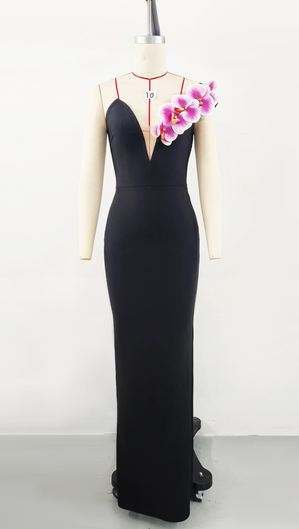 AIIZIE BLACK ONE-SHOULDER FLORAL BANDAGE SPLIT MAXI DRESS - product image