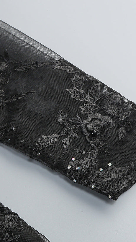 DIAMOND THREE-DIMENSIONAL FLOWER JUMPSUIT IN BLACK