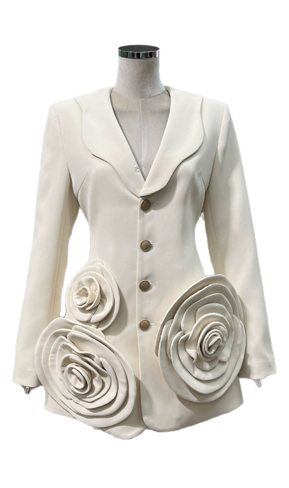 BEULAH 3D FLOWER EMBELLISHED BLAZER IN BEIGE
