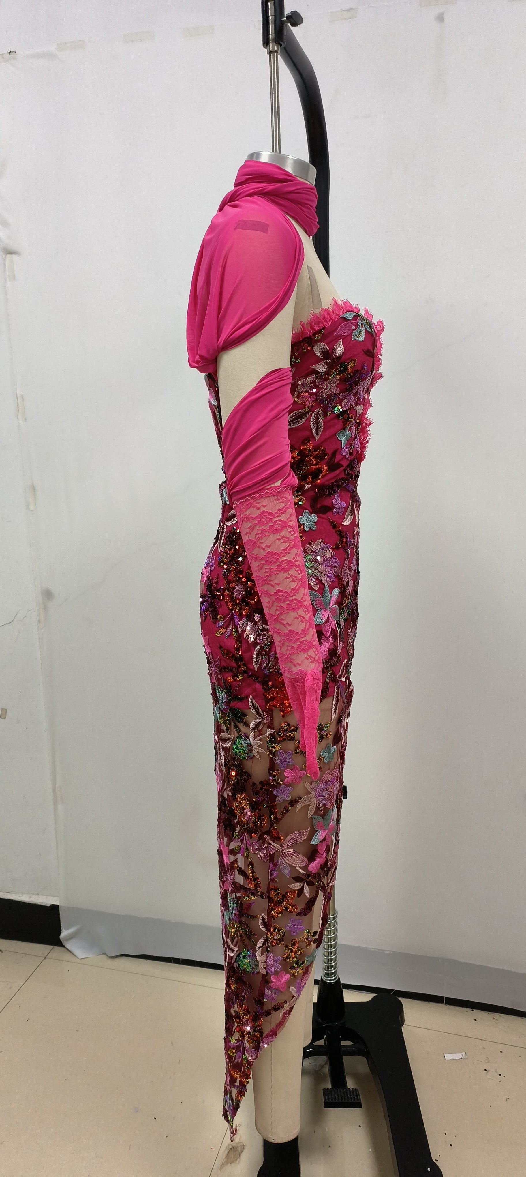 STRAPLESS FLORAL SEQUINS EMBROIDERY BODYCON GOWN MAXI DRESS