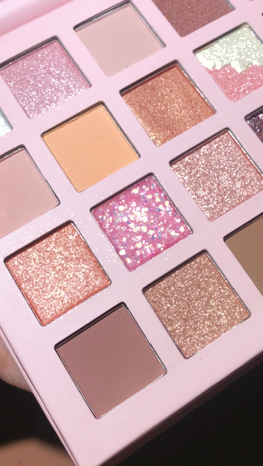 PALETTE DI OMBRETTI GLITTER PEARL DA 24 COLORI