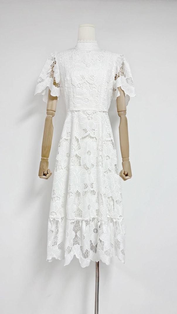 AIIZIE JESSICA LACE HOLLOW LAYERED MIDI DRESS IN WHITE - product image
