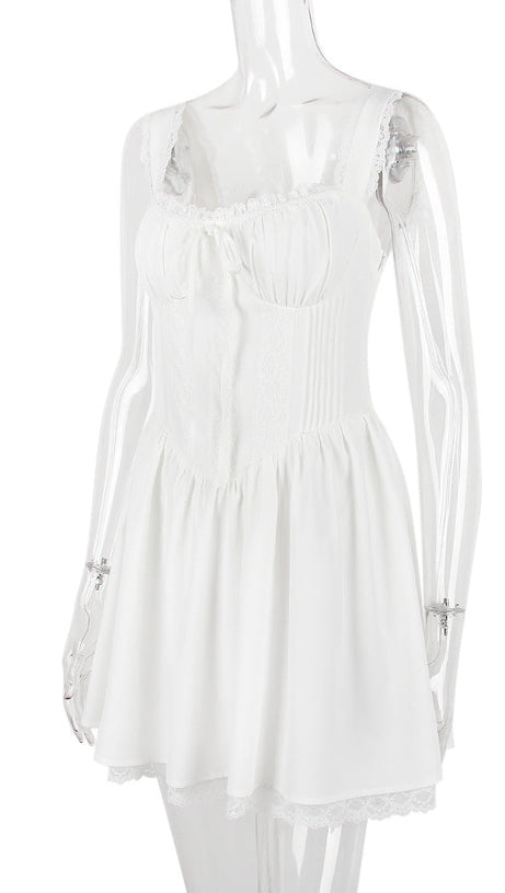 LACE CORSET MINI DRESS IN WHITE