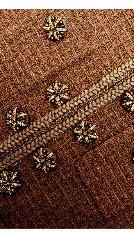 BRAIDED-EDGE TWEED MIDI DRESS IN BROWN