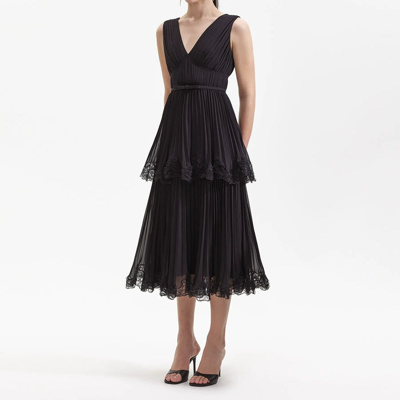 NANCY SLEEVELESS PLEATED TIERED MIDI DRESS IN BLACK