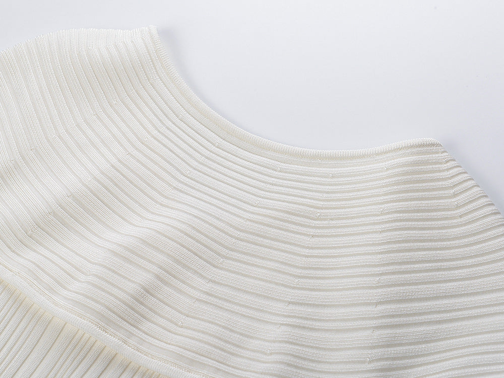 Weißes Midikleid aus Strick mit Spitzeneinsatz