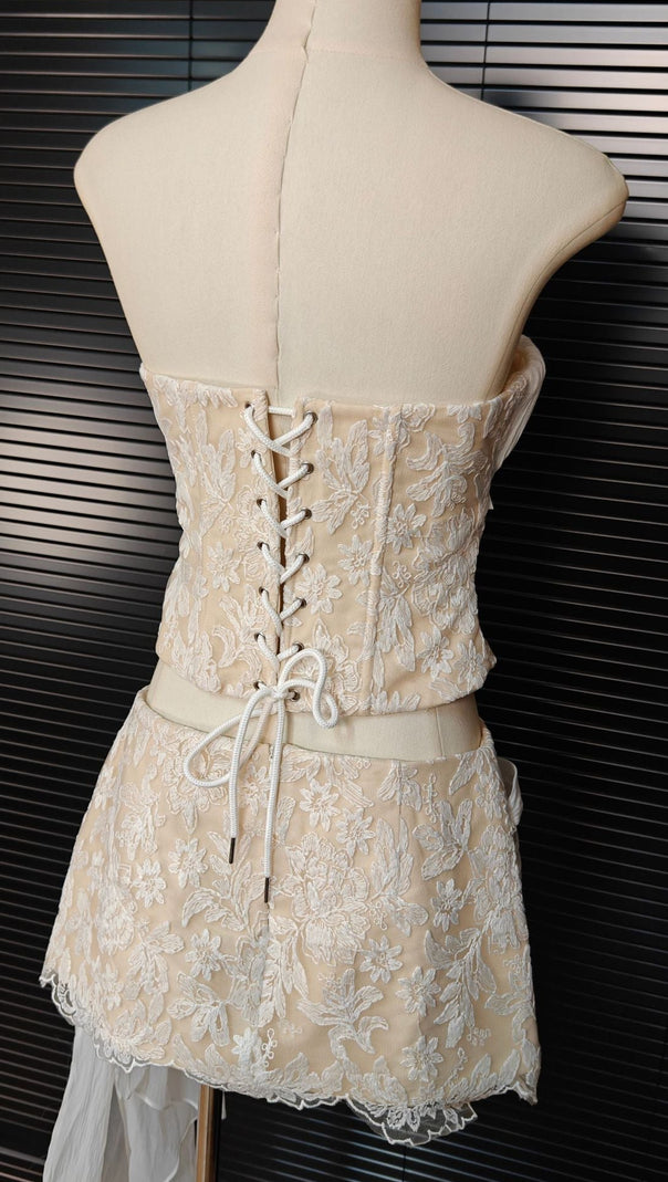WHITE HERRINGBONE TUBE TOP FLORAL RUFFLE MINI DRESS SUIT