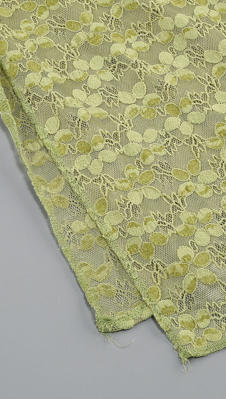 Grüne Midikleider mit Spitze und Kristallen