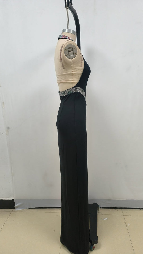 Maxikleid mit Schlangenriemen und Kristallen in Schwarz 
