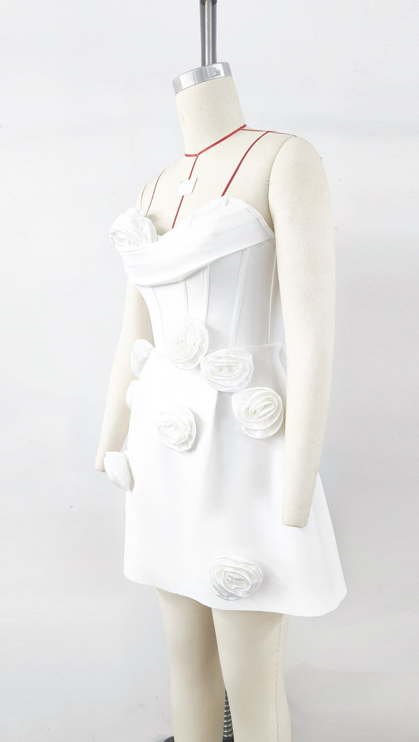 AIIZIE VALERIE 3D FLOWER EMBELLISHED STRAPLESS MINI DRESS IN WHITE - product image