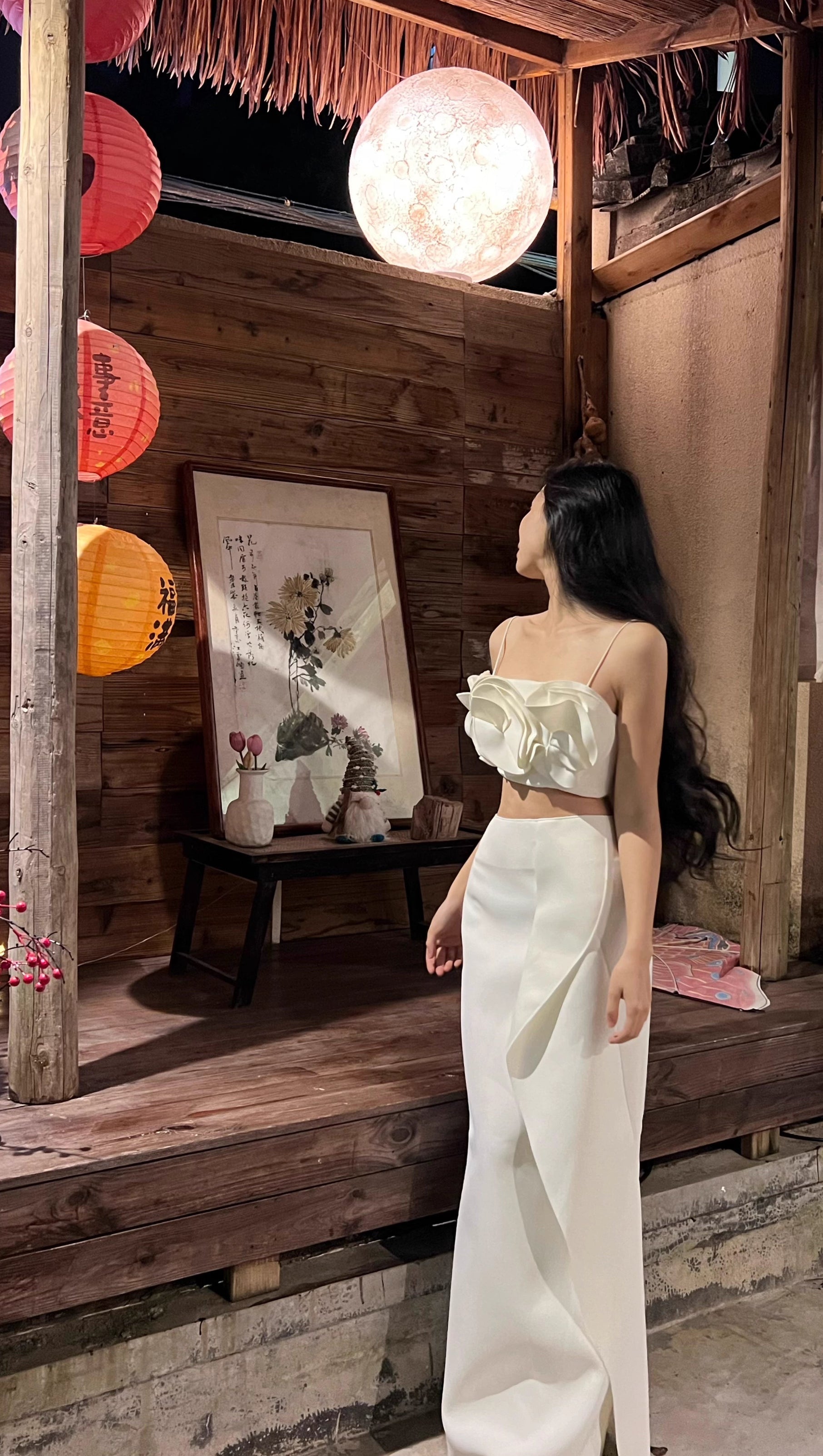 AIIZIE IRREGULAR RUFFLE FISHTAIL SKIRT IN IVORY - product image