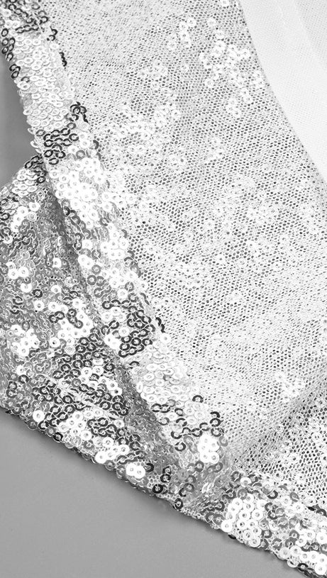 CROP TOP DRAPE SKIRT SET IN SILVER