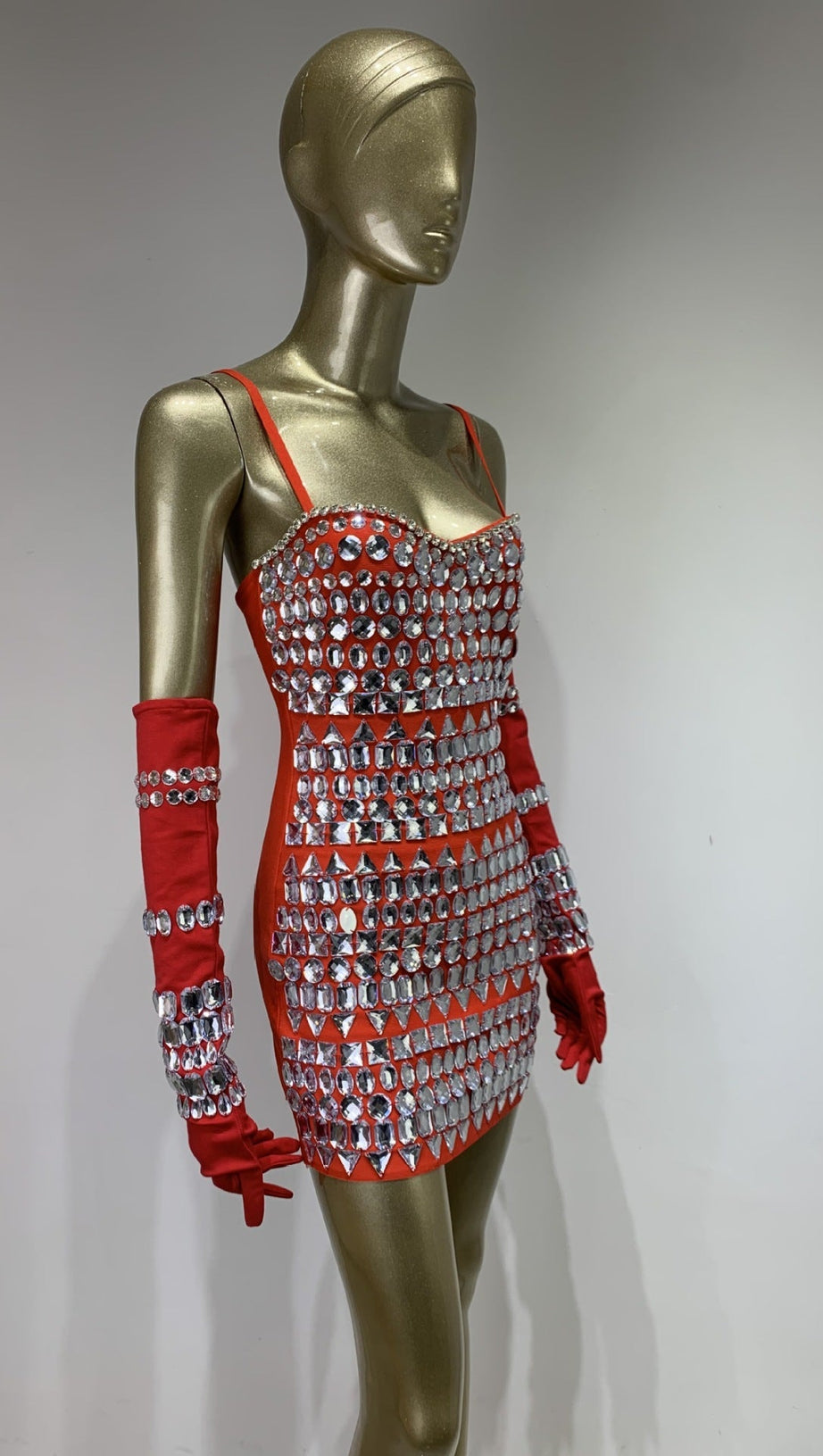 CRYSTAL EMBELLISHED BANDAGE DRESS WITH GLOVES IN RED
