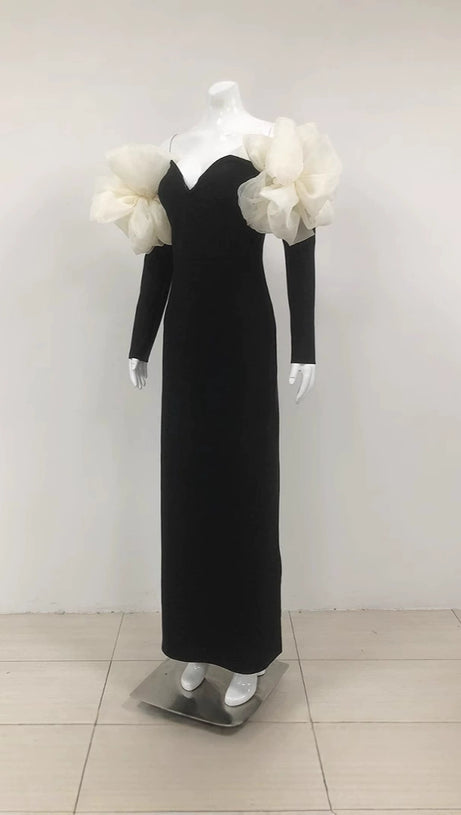 BOWKNOT FLORAL-SHAPE EMBELLISHED MAXI DRESS IN BLACK