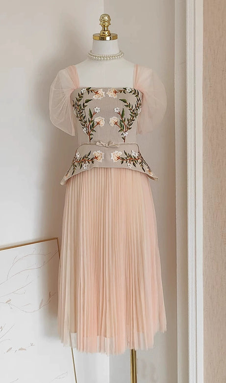 square collar Embroidered flower midi dress in apricot
