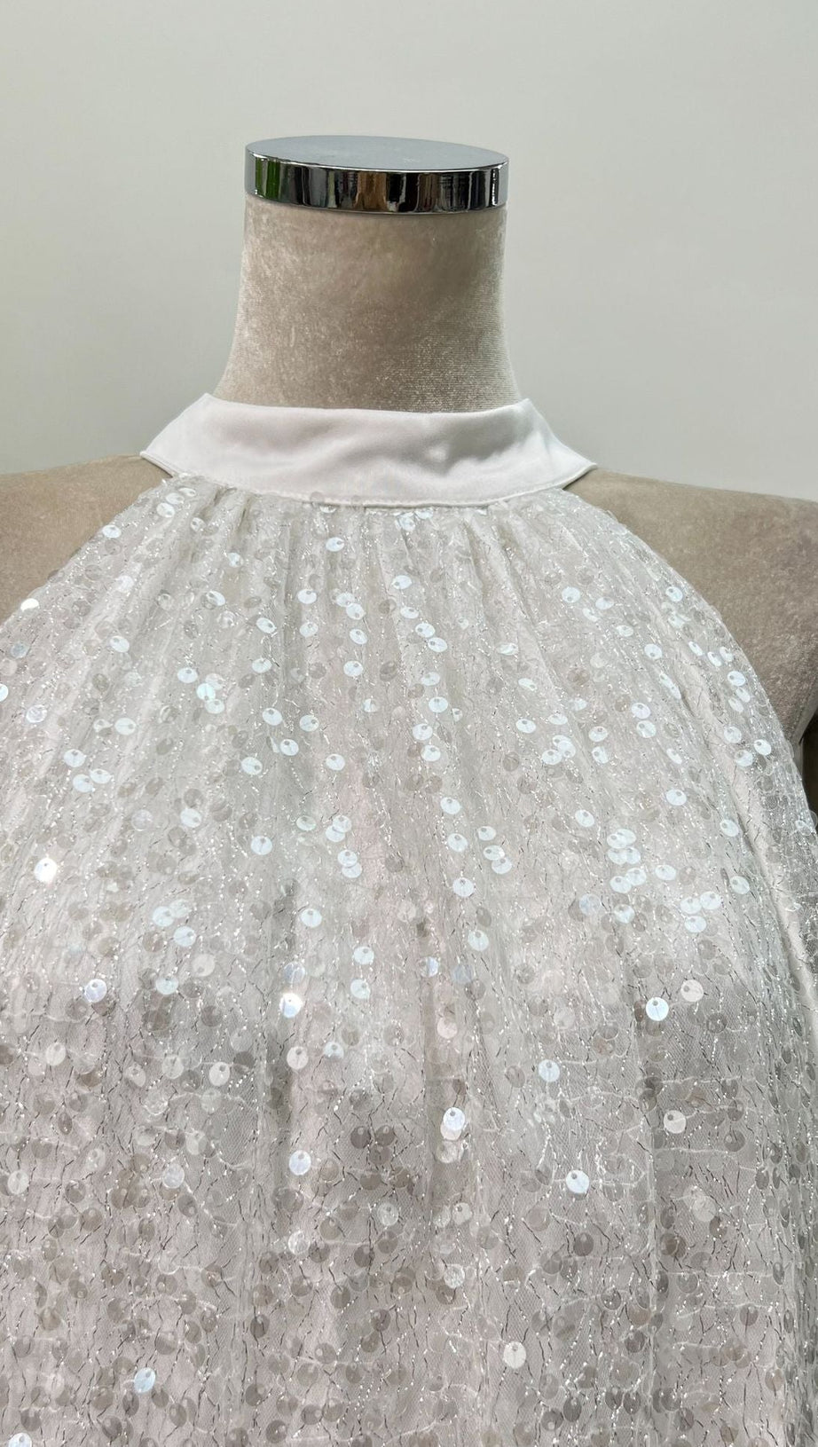 GEMMA SEQUIN SLEEVELESS BOWKNOT MINI DRESS IN WHITE