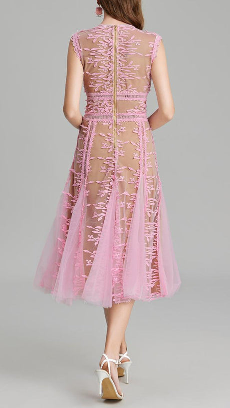 phoenix 3d Embroidered lace mesh midi dress in pink