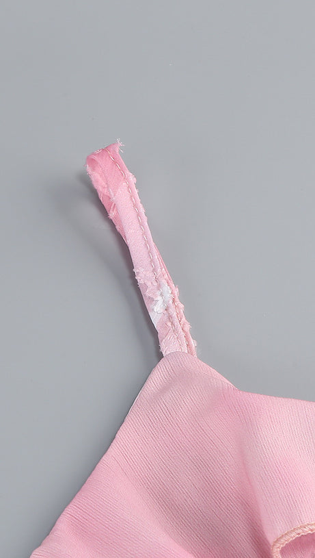 Gerüschtes, farbiges Camisole-Midikleid in Pink