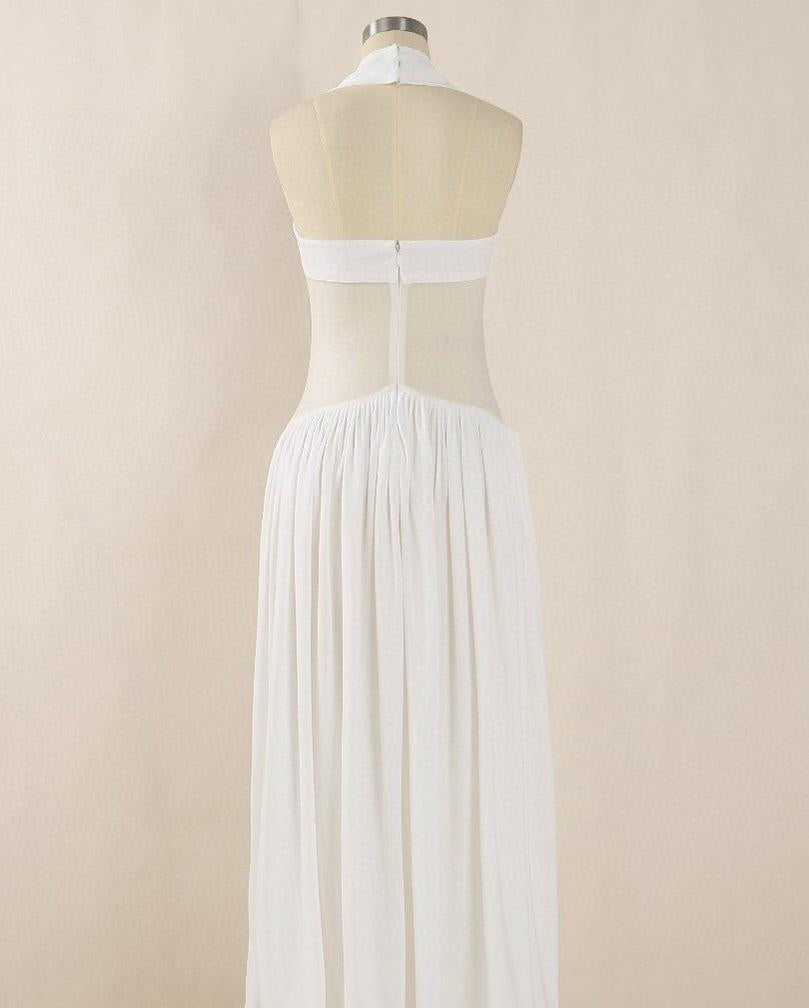 Hilary – Neckholder-Maxikleid mit Rüschen in Weiß