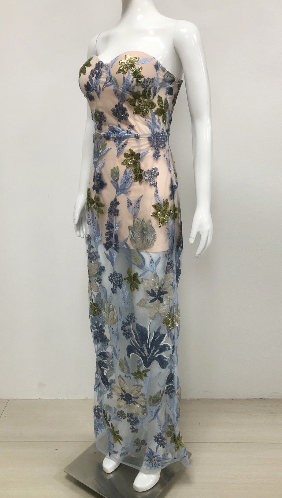 OFF-SHOULDER WITH 3D MESH EMBROIDERED SEQUINS MAXI DRESS WHITE