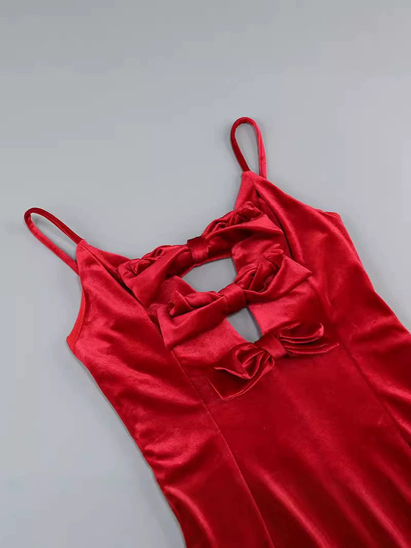 AIIZIE HILDA BOW-EMBELLISHED VELVET GOWN IN RED - product image